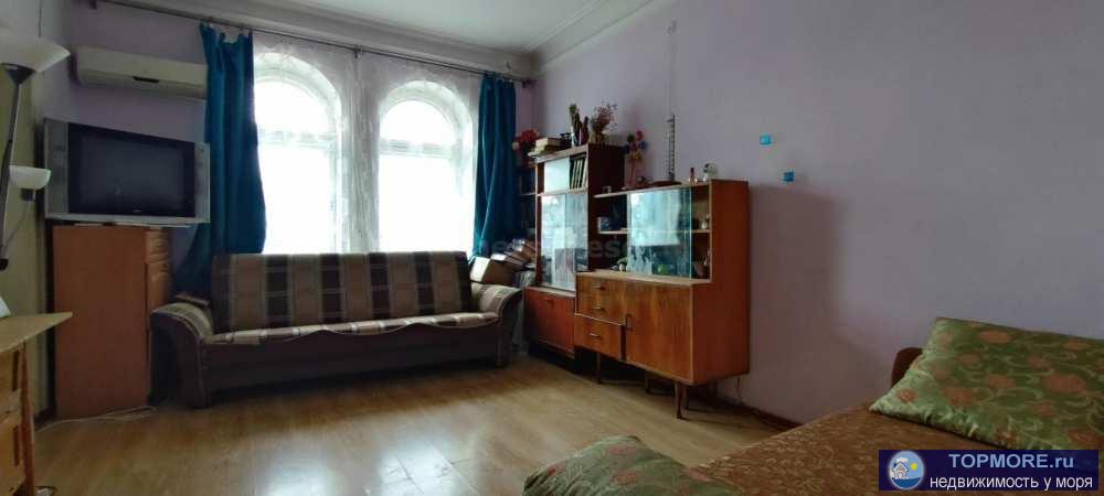 Объект № 75449  Центр Севастополя.  Только для двоих девушек.   Срок аренды обсуждается.  Остановка рядом.  Вся... - 2