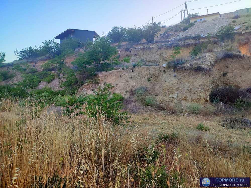 Объект № 75454  Продается участок  6 соток 25*24 м,.террасирован в трех уровнях:верхняя терраса 6 м ,средняя- 8 м...