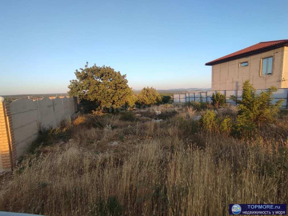 Продается видовой земельный участок 8,2 сотки ИЖС на улице Ясеневой, Мекензиевы горы.   Уникальное расположение...