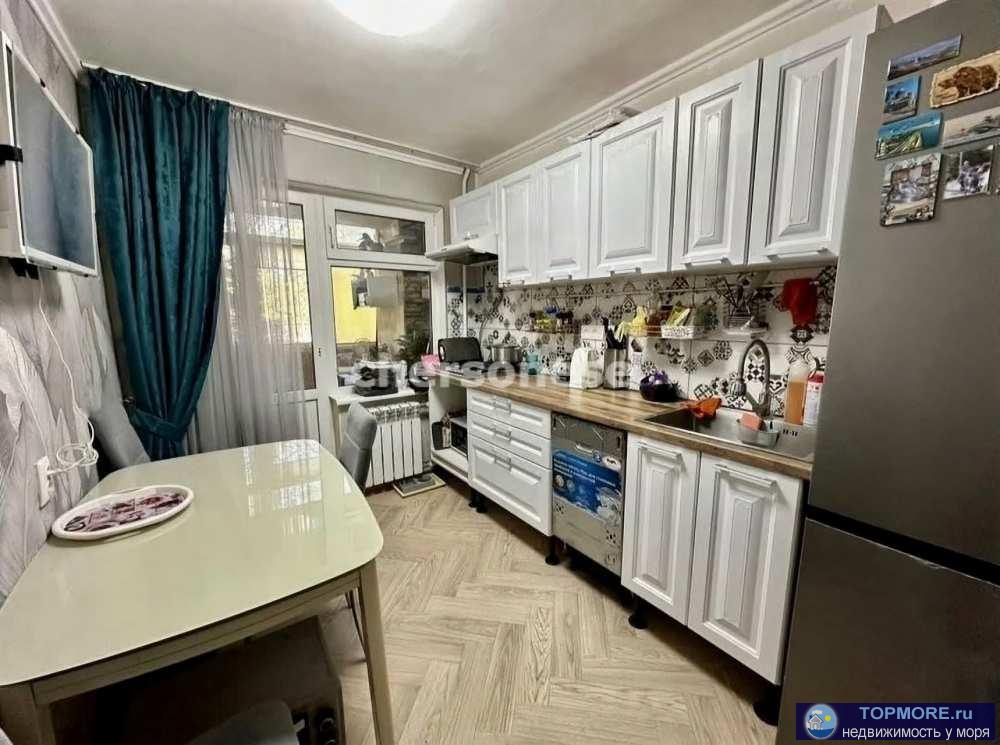 Предлагаем к продаже отличную квартиру прямо у парка Победы!  Прекрасная двухуровневая квартира со свежим ремонтом... - 1