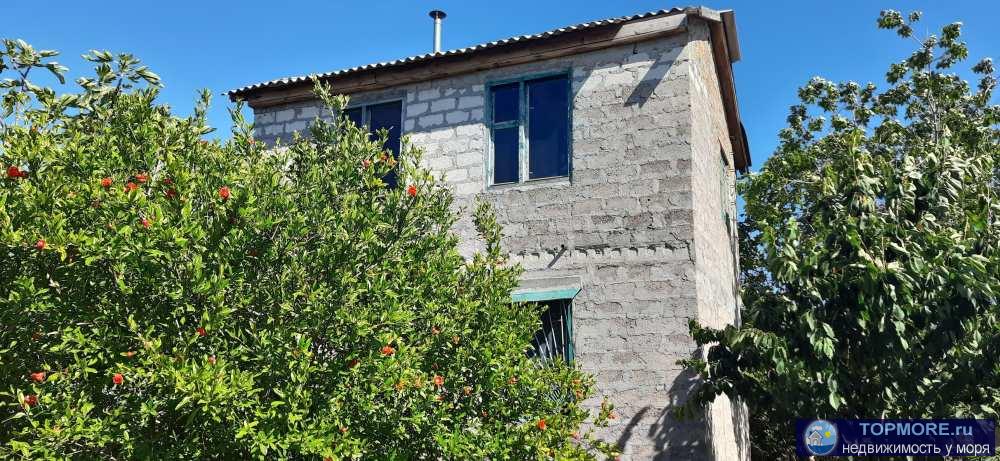 Объект № 75488  Продается небольшой двухэтажный дом 50 кв.м на участке 8,3 сотки в СТ Эллада.  Участок ровный угловой...