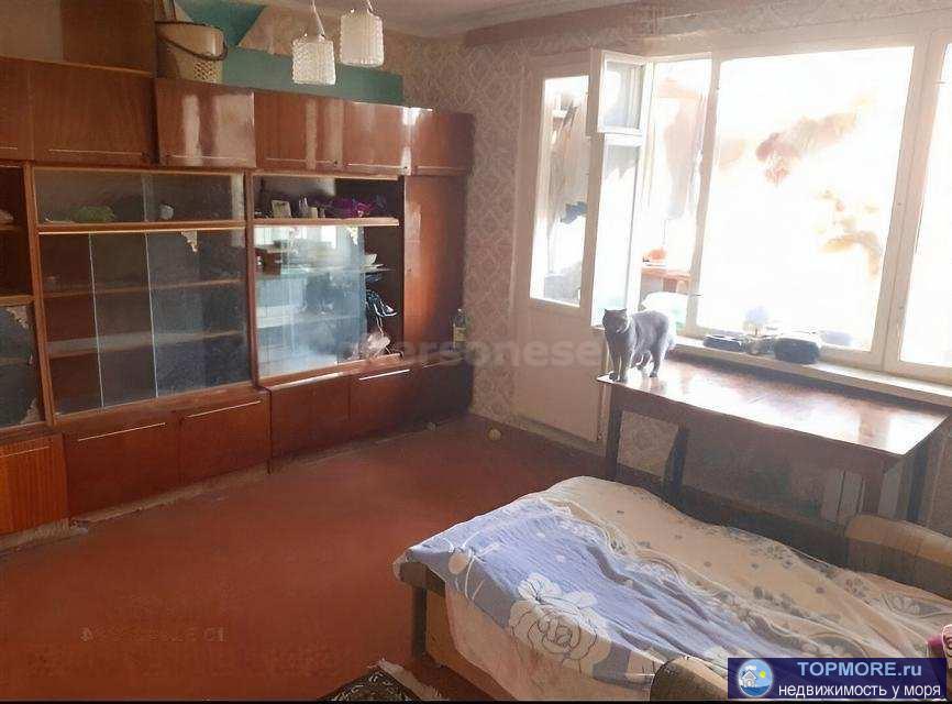 В продаже просторная, светлая трехкомнатная квартира в одном из самых востребованных районов города- Гагаринский....