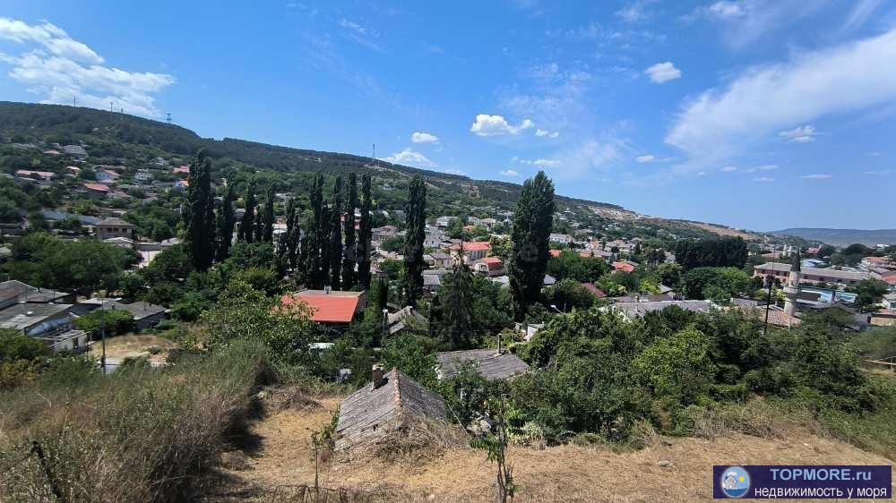 В продаже видовой участок в старом городе.  Идеально под минигостиницу, гостевые экодома или другой бизнес.  Основные... - 2