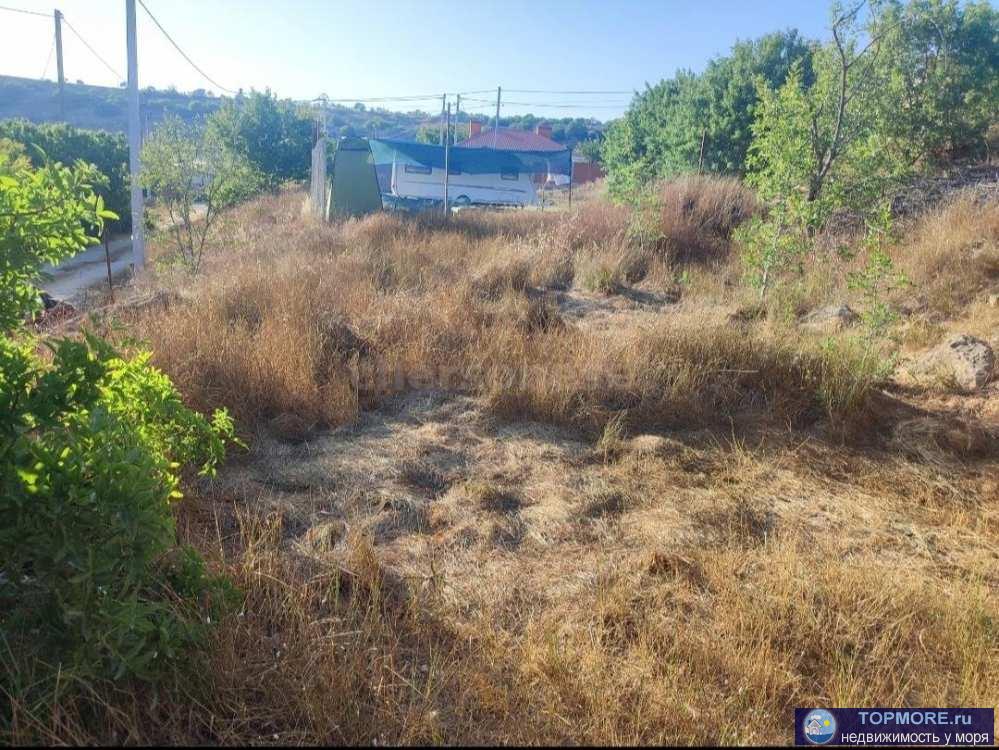 Объект № 75530  Продается террасированный видовой земельный участок в посёлке Любимовка.  Рядом с СНТ озеро с... - 2