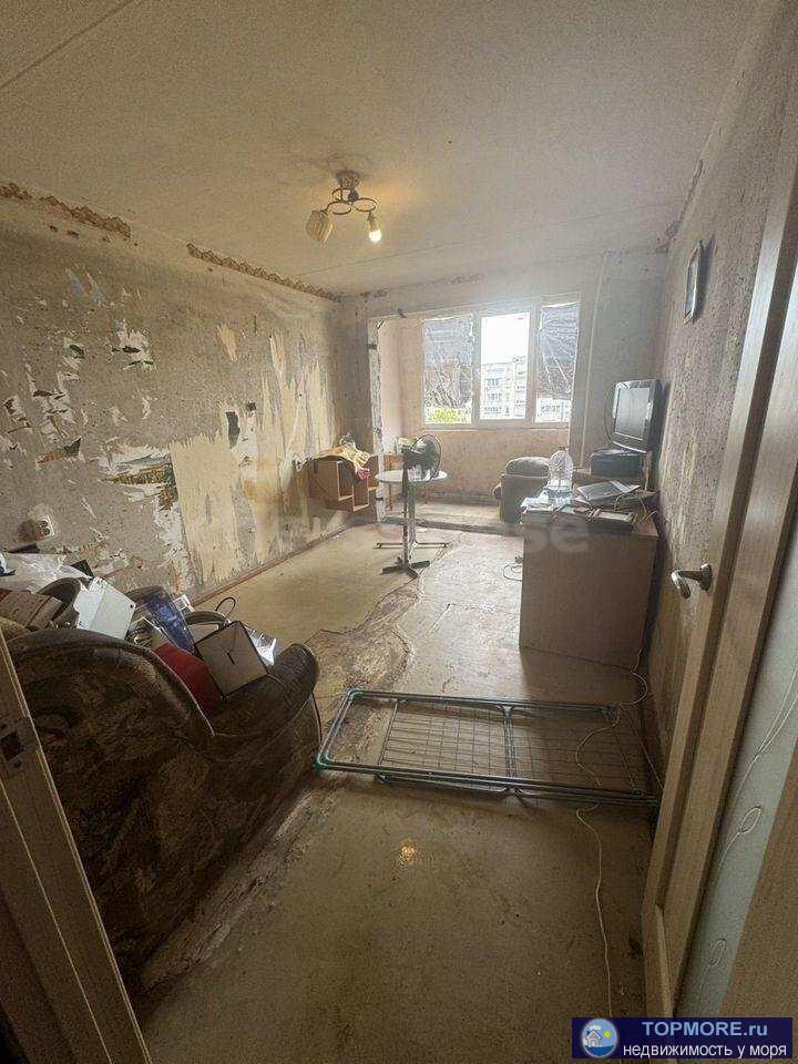 Продается однокомнатная квартира на улице Колобова  Уютная квартира общей площадью 34,2 м², расположена на 9 этаже... - 1