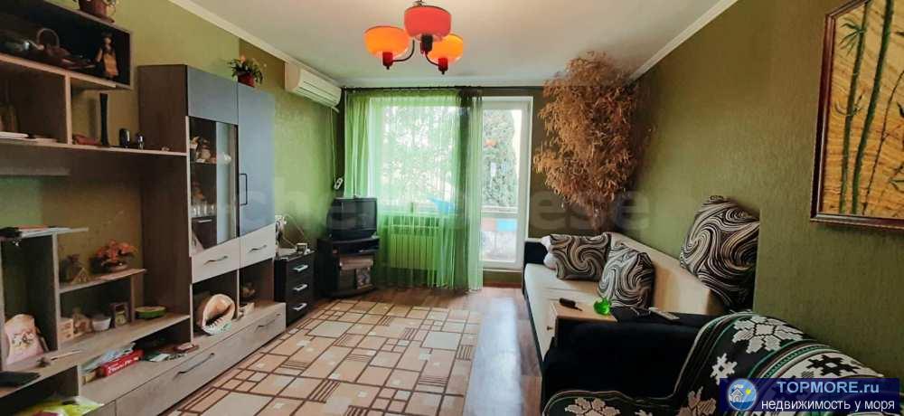 Объект № 75559  Сдается комната 16 кв.м. в двухкомнатной квартире на ул. Героев Бреста. Во второй комнате живёт пара...