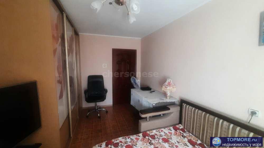 Прекрасный вариант трёхкомнатной квартирой у моря!  Важно:  - дом из натурального инкерманского камня  - газовая...