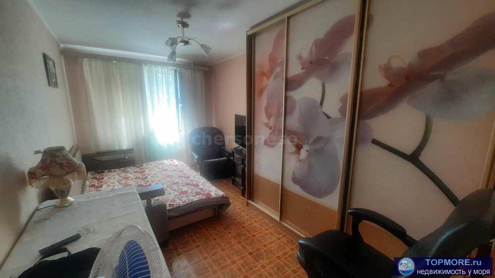 Прекрасный вариант трёхкомнатной квартирой у моря!  Важно:  - дом из натурального инкерманского камня  - газовая... - 1