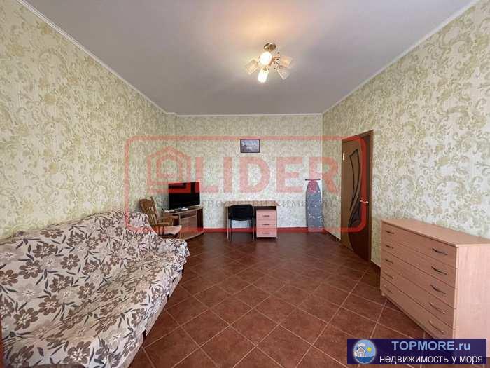 Сдается на длительный период видовая однокомнатная квартира в Гагаринском р-не г. Севастополя. Просторная, светлая,...