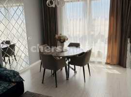 Просторная 3-комнатная квартира с евроремонтом и мебелью в новом...