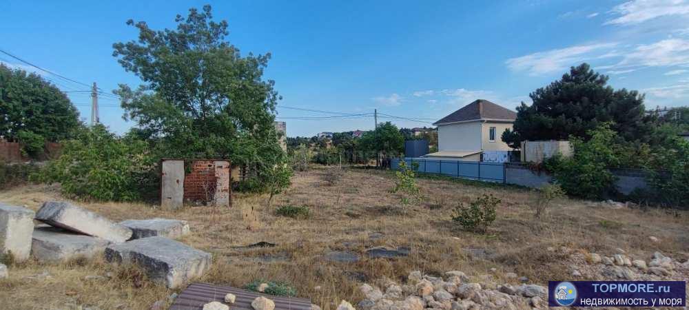 Гагаринский район.  Участок с  видом на заповедник.   Ровный, правильной прямоугольной формы.  Без уклона.  Шикарно...