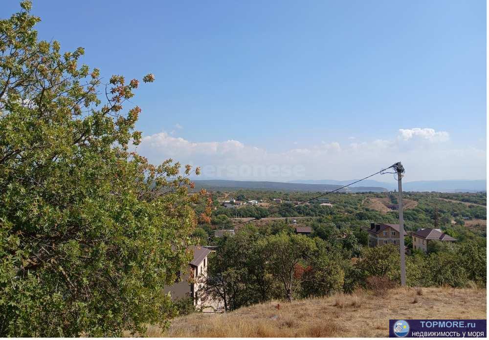 Предлагаем к продаже земельный участок 10 соток ИЖС на северной стороне Севастополя.  Участок ровный, правильной... - 2