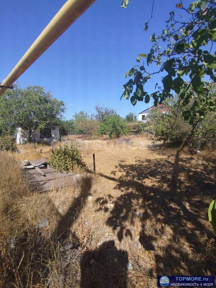 Продается участок в Голландии, СТ Садовод  Описание:  - Тип участка: Прямоугольный, ровный - Коммуникации:   -... - 2