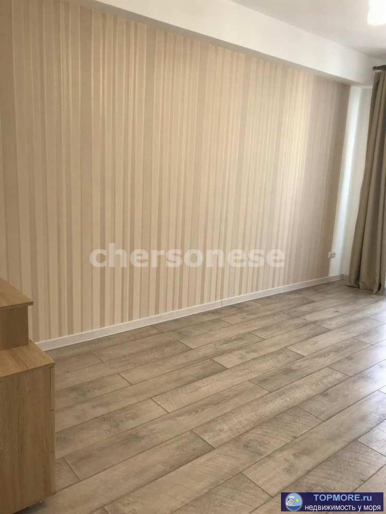 Продается двухкомнатная квартира с ремонтом в новом доме.  Дом монолитный 2022 г. постройки.  В квартире никто не... - 1