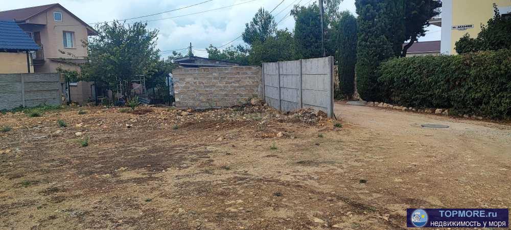 Шикарный,  ровный  участок 11 соток.  Хороший подъезд с двух сторон!   От Фиолентовского шоссе 200 метров.  Можно... - 2