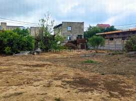 Шикарный,  ровный  участок 11 соток.

Хороший подъезд с двух...