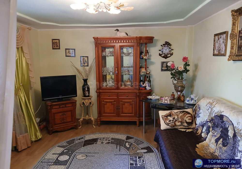 Продажа жилого дома в Любимовке! Готовый бизнес!  Дом с гостевыми номерами на территории! Ближайшее расположение к...