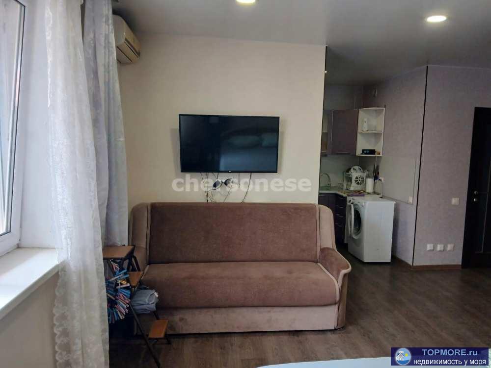 Продается уютная студия в новом доме 2012 года постройки!   Апартаменты площадью 39 кв.м находятся на удобном этаже... - 1