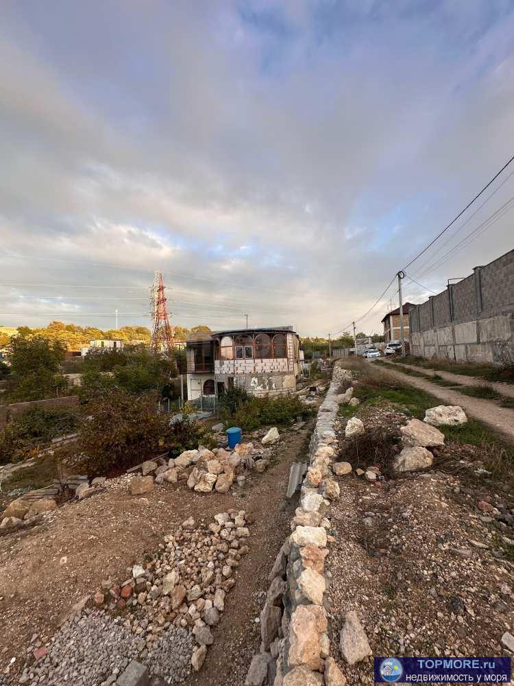 Предлагается к продаже двухэтажный дом площадью 188,4 кв. м.. В доме 5 изолированных комнат и кухня-столовая 30,1 кв.... - 1