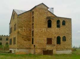 Продажа трехэтажного дома. Площадь дома 640 кв метров на 10 сотках...