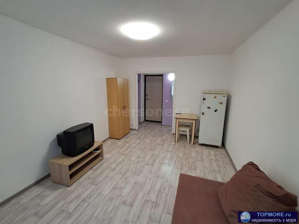 Продажа комнаты в отличном состоянии у моря!  Комната продаётся в блоке состоящем из шести комнат, всего проживают... - 2