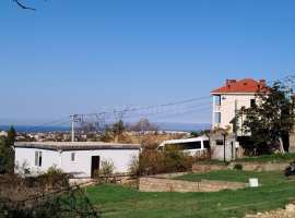 Продаётся земельный участок 6 соток в районе улицы Комиссара Ищенко...