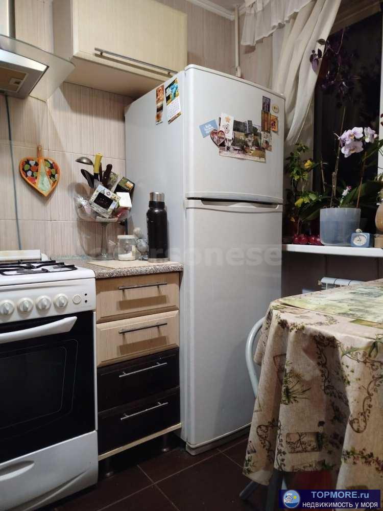  Продам 1-комнатную квартиру в центре города!  Квартира общей площадью 27,5 м², расположена на третьем этаже...