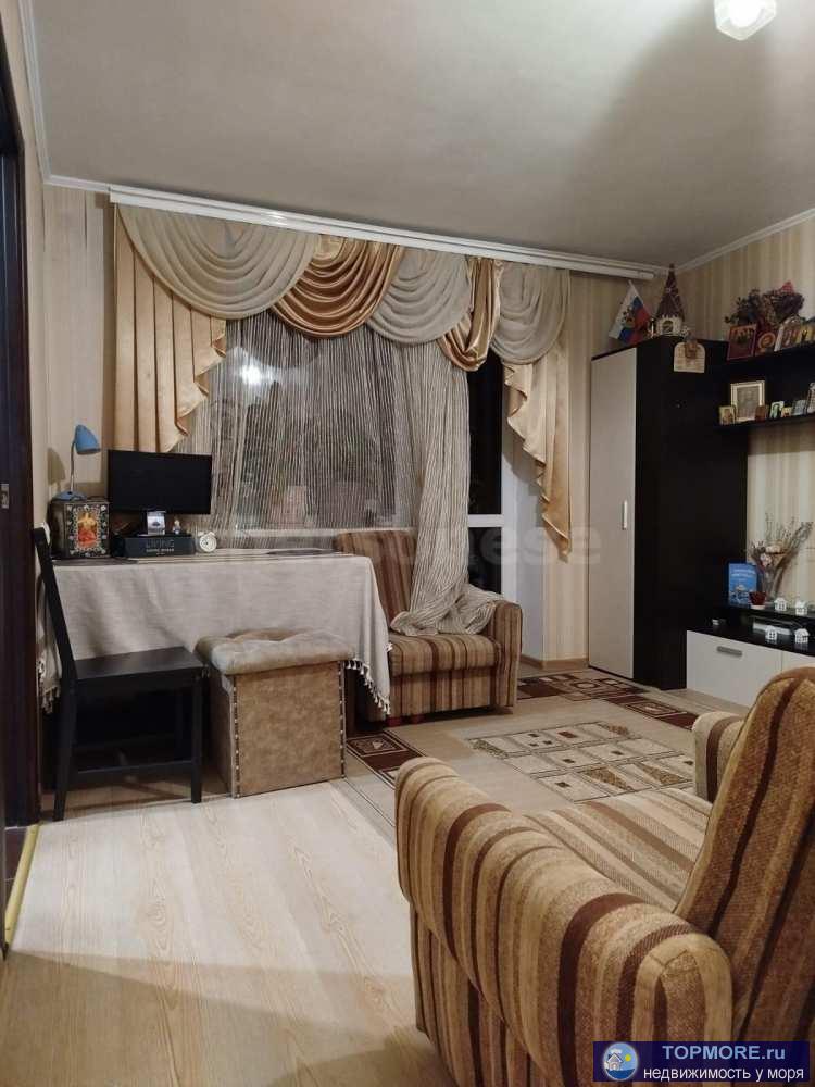  Продам 1-комнатную квартиру в центре города!  Квартира общей площадью 27,5 м², расположена на третьем этаже... - 1