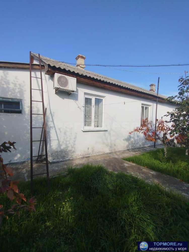 Предлагается к продаже уютный частный дом в районе с развитой инфраструктурой, всего в 15 минутах ходьбы от моря.... - 1