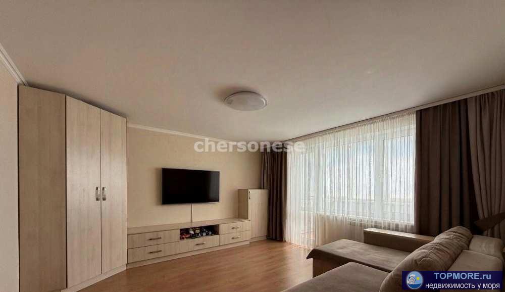 В квартире сделан дизайнерский ремонт.  Прекрасная кухня не оставит никого равнодушным !   	2 бойлера 	2...