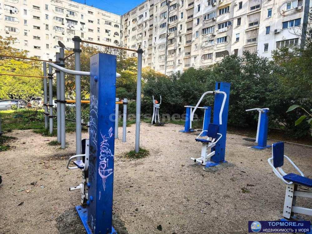 Продается просторная, видовая, уютная однокомнатная квартира 40 м² по улице Косарева (Гагаринский округ). Дом... - 2