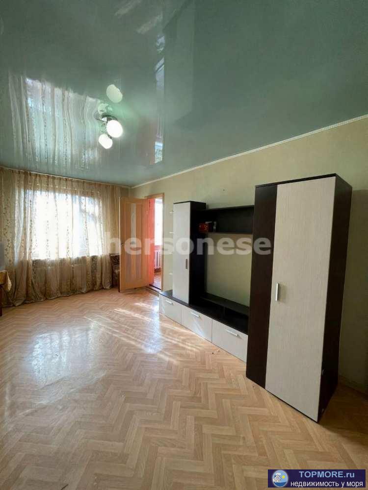 О квартире Просторная 1‑комнатная квартира площадью 53 м² на 5 из 6 этажей уютного кирпичного дома. Светлая комната...