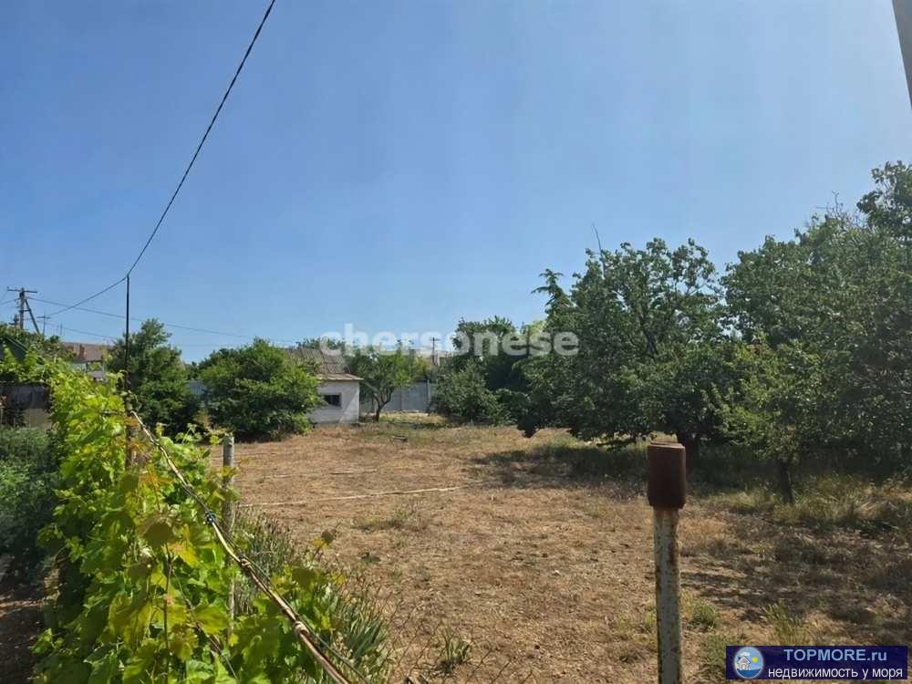 Об участке Уютный земельный участок площадью 9,8 сотки  . Ровный рельеф упрощает планировку и строительство,...