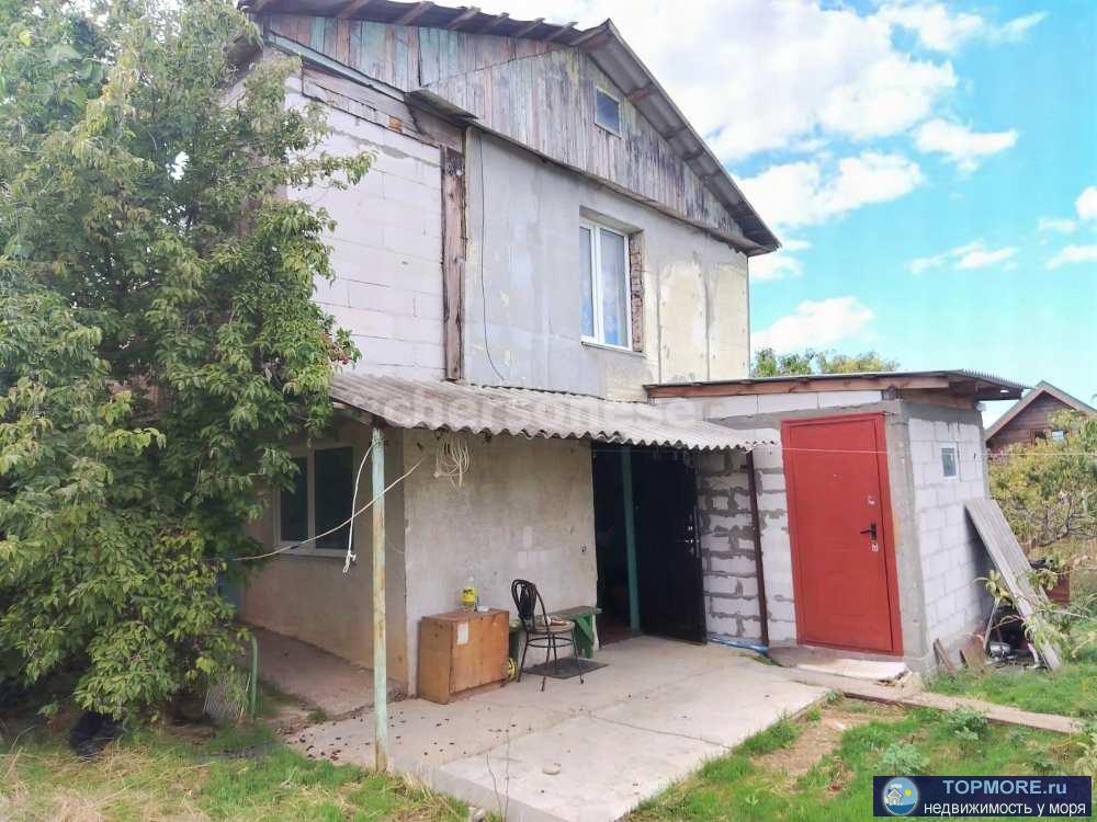 Продается двухэтажный дом 67 м² в районе балки Бермана. Подходит для дачи и постоянного проживания. Дом оформлен... - 2