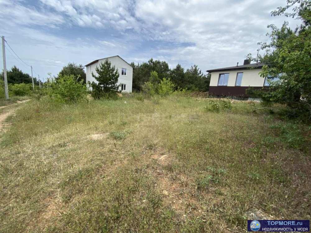 Описание участка Предлагается участок 4 сотки  . Категория — садоводство (СНТ/ДНП), подходит для выращивания культур...