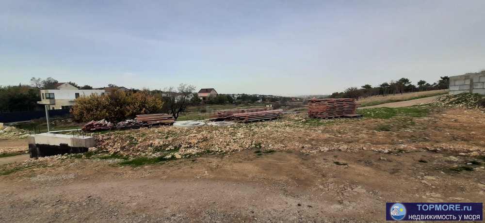 О участке Продается ровный участок в садоводческом товариществе (СНТ). Площадь 4,1 сотки, получены и оплачены ТУ на...