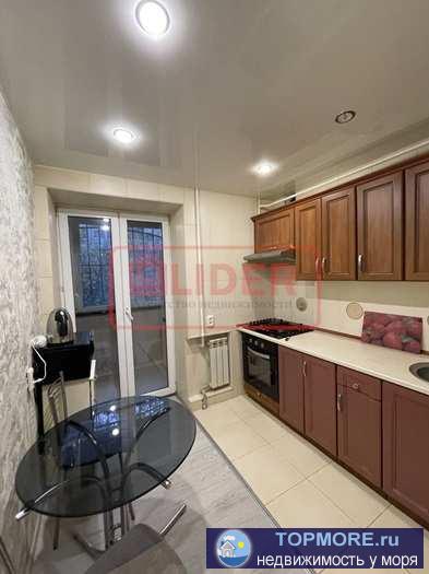 Сдается на длительный период 2-х комнатная квартира в Стрелецкой бухте, ул. Дм. Ульянова. Комнаты изолированные. Все...