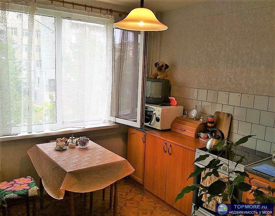 Продается хорошая уютная  квартира с ремонтом в мкр. Макаренко (низ).  Отличное расположение дома - ровное  место и в... - 1