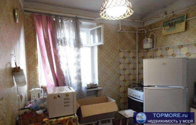 Продается 2-комнатная квартира на улице Горпищенко . Хрущевка.  Общая площадь квартиры 43 кв. м., жилая - 29, кухни -...
