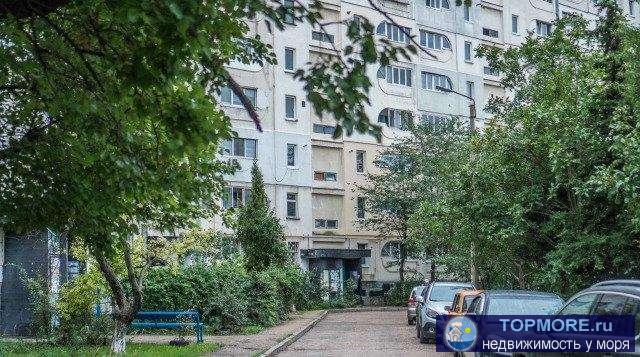 Предлагается к продаже четырехкомнатная квартира в самом центре 5-го микрорайона по адресу: г.Севастополь, ул... - 2