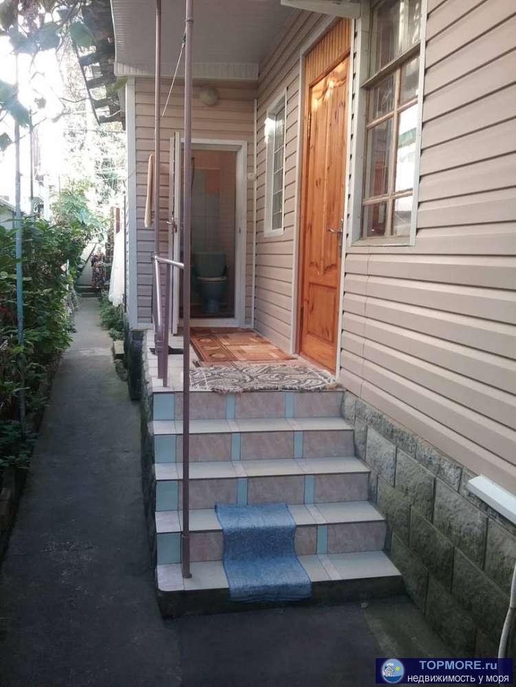   Продаю матери дом, в центр Адлера, по улицы Кирова рядом городской поликлинике, отопление центральное, три... - 2