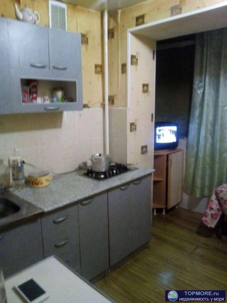 Двухкомнатная квартира в центральном районе г. Сочи, в районе имеется все необходимое для жизни семьи - две школы,...