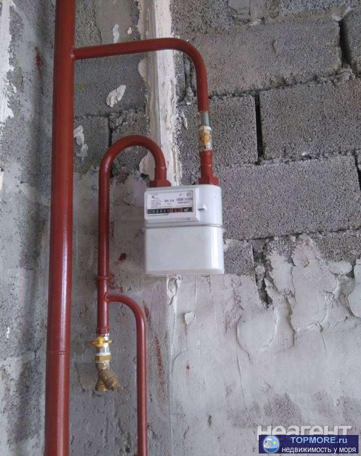 Мечтаете жить у моря? Чтобы из окна был виден горизонт? А вокруг росли деревья и пели птицы? Вам повезло! Просторная...