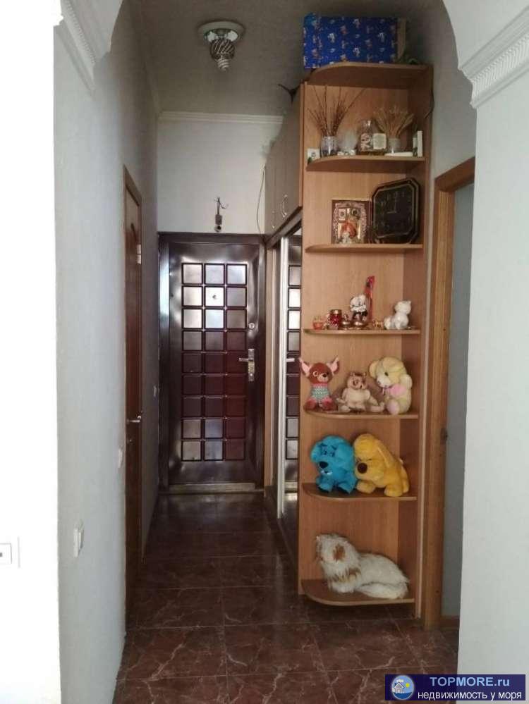 Продаётся 3-комн. квартира с ремонтом, вид на море. - 1