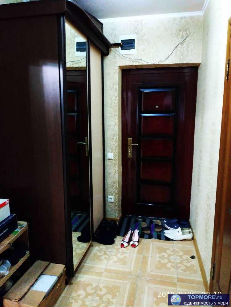 Продаю 1-комнатную квартиру площ. 46 кв. м на 1 этаже 6-этажного мон.го дома, с теплым полом по всей квартире. Не...