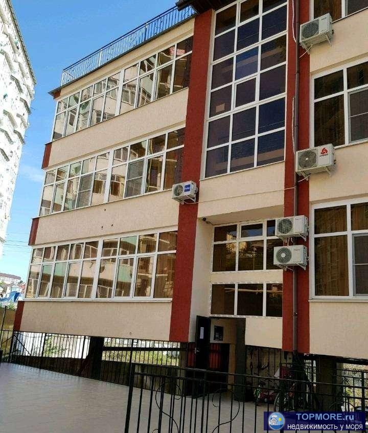 Продаю 3-х комнатную квартиру площадью 54 кв. м на 3 этаже 4-этажного кирпичного дома, 2 спальни, ванная, кладовка,... - 1