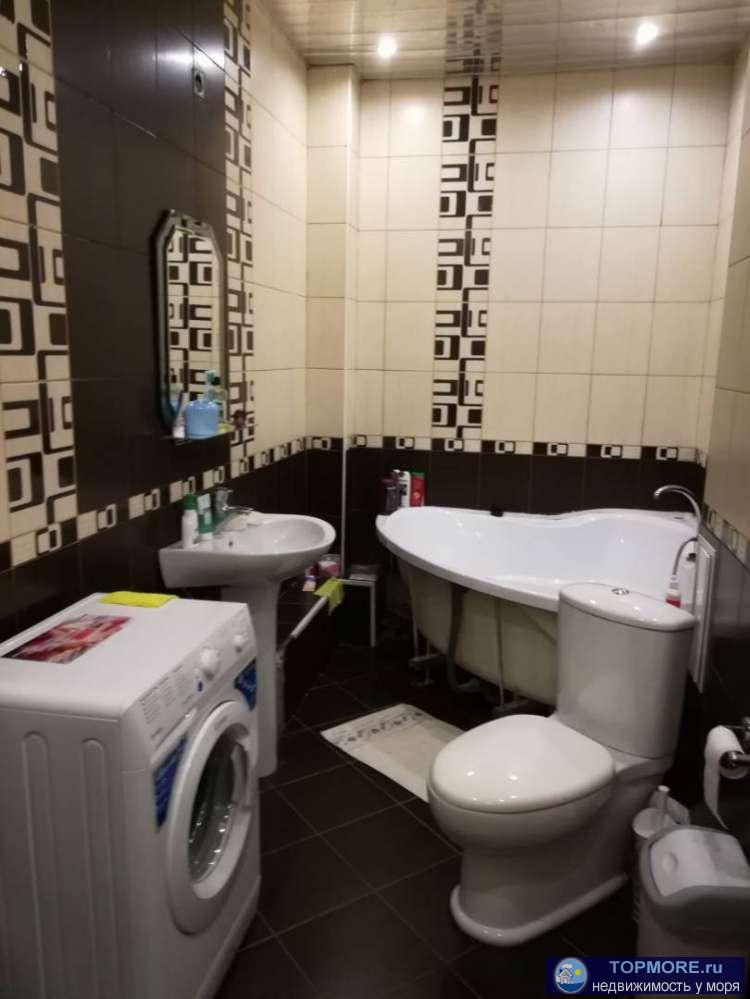 Продаю просторную квартиру на Пластунской! Сделан хороший ремонт, мебель,техика остаётся...Звоните - 1