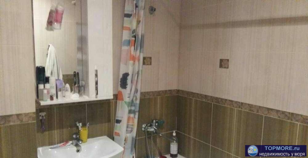  Продаю 1-комнатную квартиру площадью 36 кв. м на 6 этаже 19-этажного монолитного дома, с ремонтом, статус квартира.... - 1