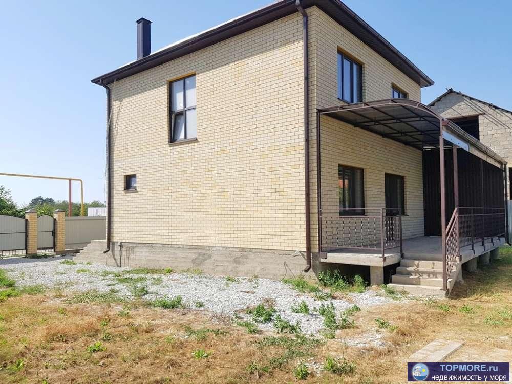 Продается шикарный двух этажный кирпичный дом в ст. Анапской s-130 кв.м. на участке 4 соток. Все коммуникации: ГАЗ,... - 7