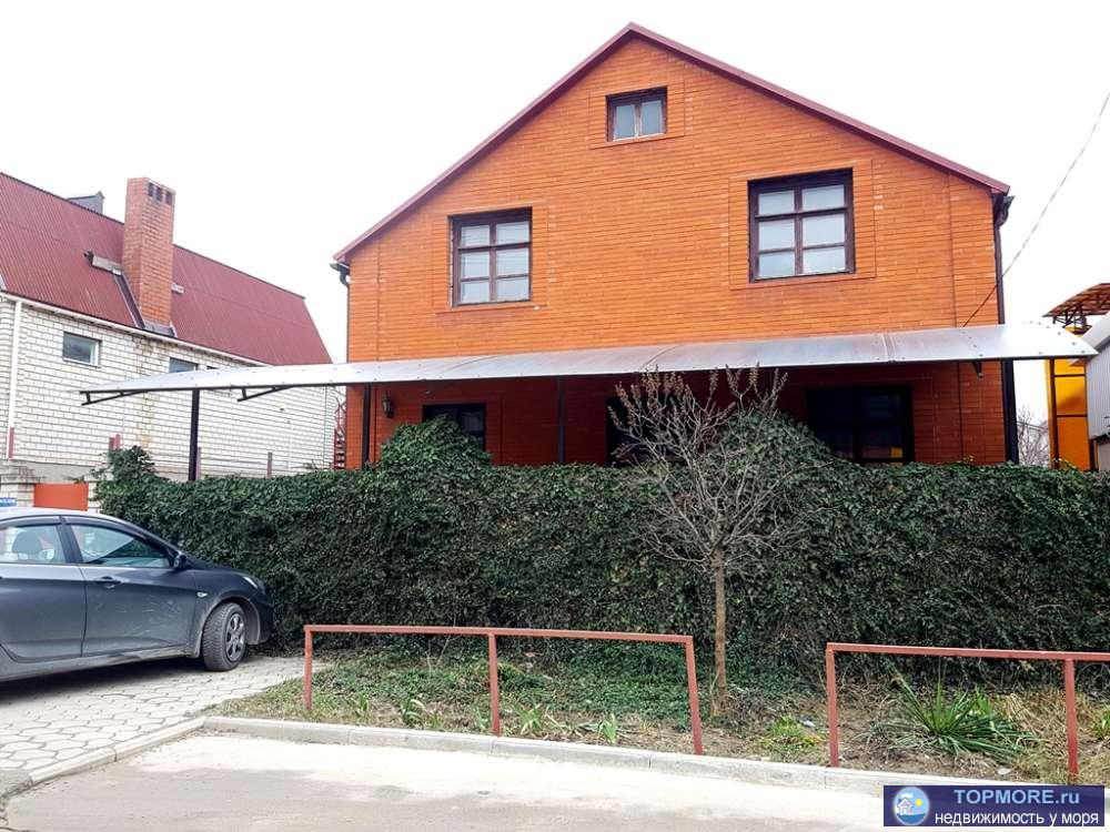 В Супсехе, на улице ближней к городу, на асфальте, продается капитальный двух этажный кирпичный дом 180 кв.м.... - 2